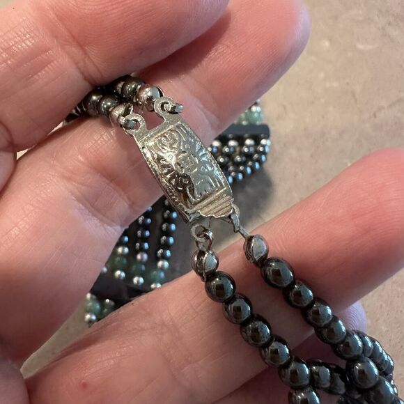 Vintage Hematite & Green Beaded Statement Necklace - Picture 4 of 10